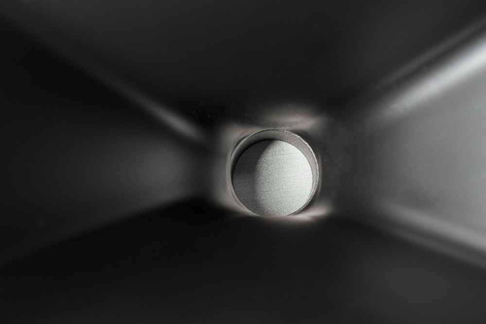 horn driven screen speakers