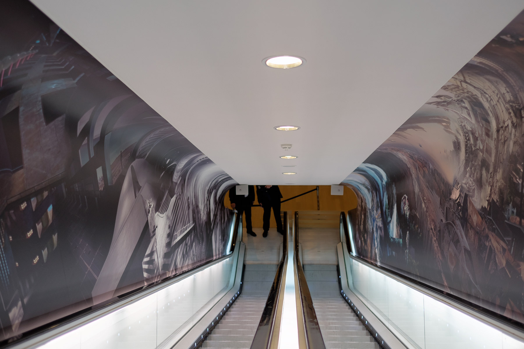 escalator art by Persijn Broersen & Margit Lukács